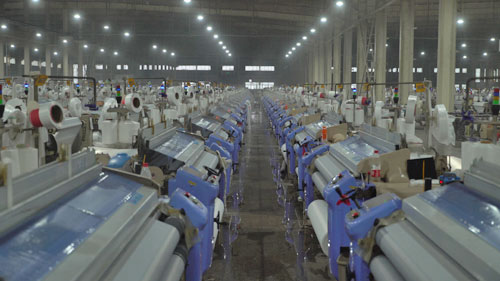 積極參展，推出全新機(jī)型JW82噴水織機(jī)